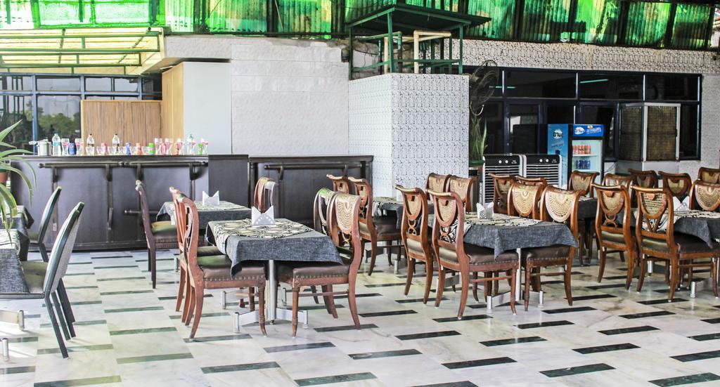 Hotel Arpit Palace Delhi  Esterno foto