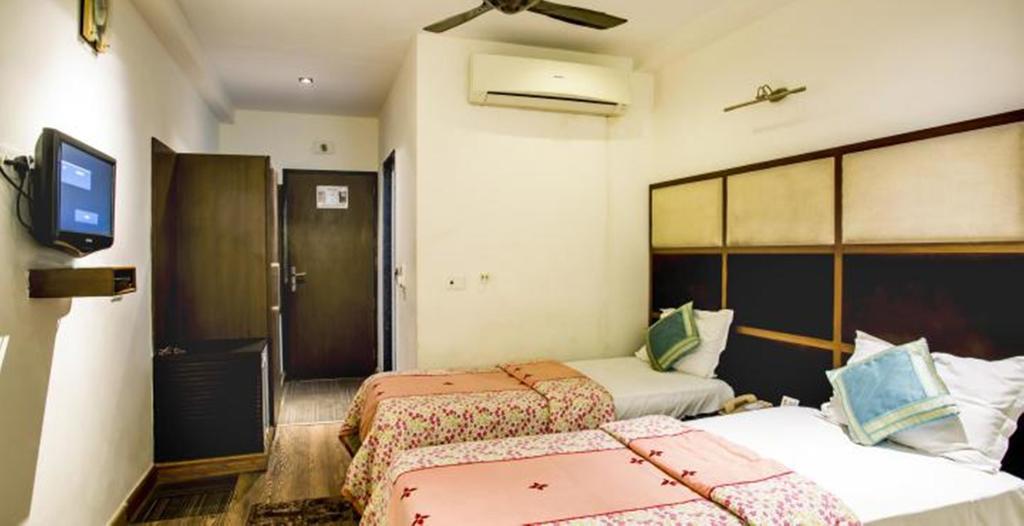 Hotel Arpit Palace Delhi  Esterno foto