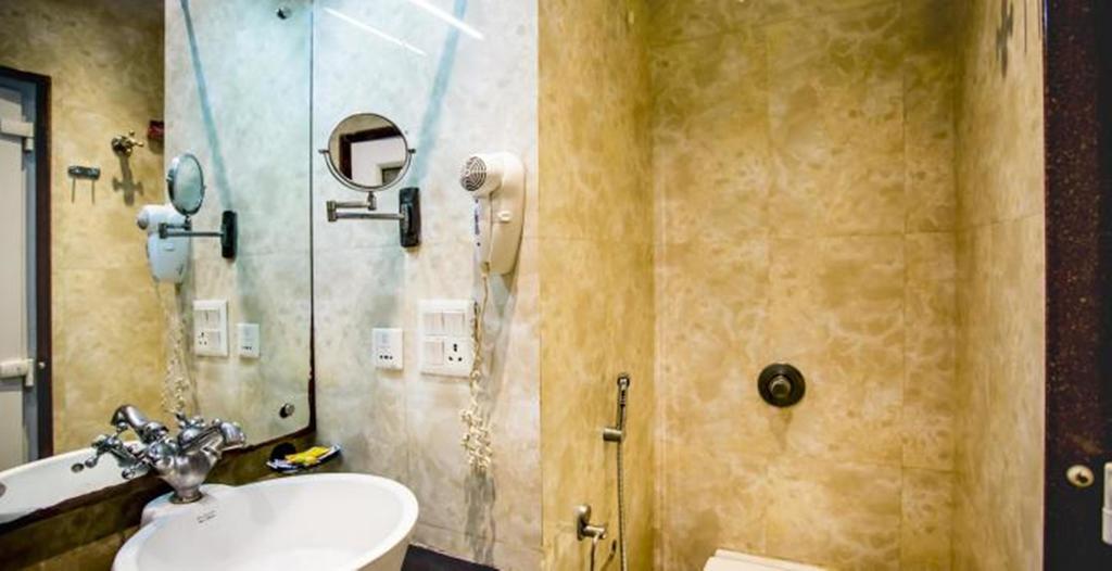 Hotel Arpit Palace Delhi  Esterno foto
